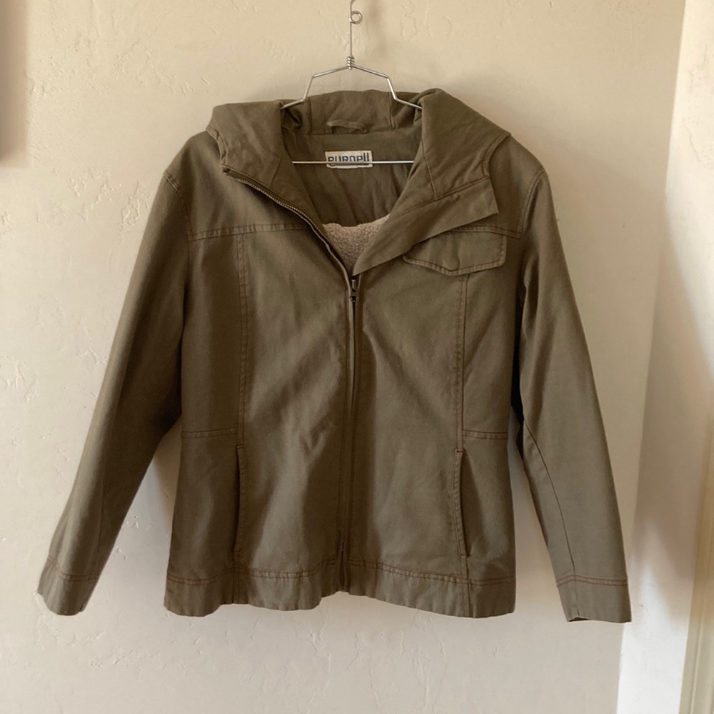 Pernell woman’s jacket size medium
